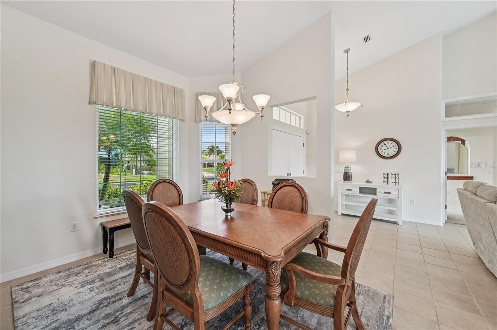 Image 17 of 58 For 105 Abercrombie Avenue