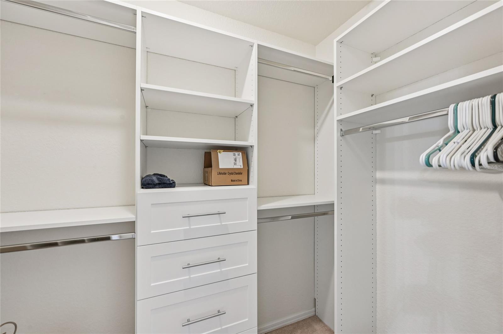 Image 24 of 58 For 105 Abercrombie Avenue