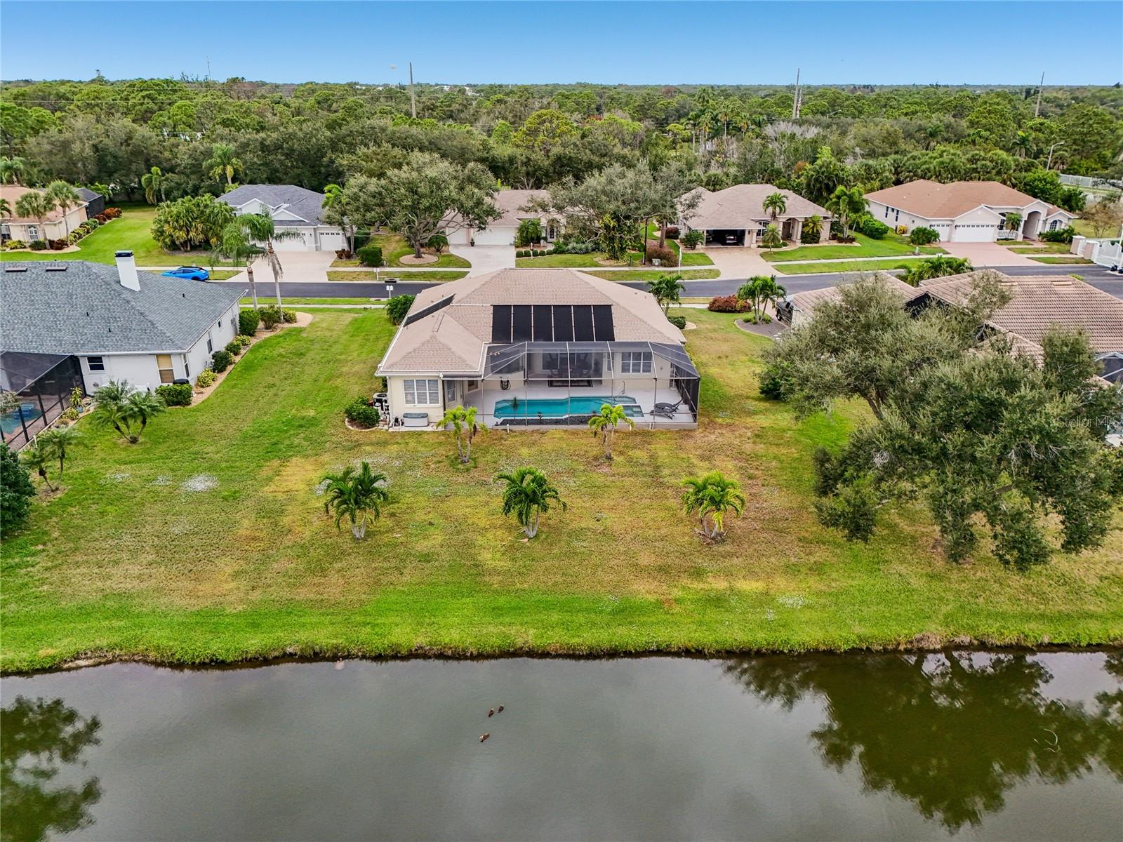 Image 54 of 58 For 105 Abercrombie Avenue