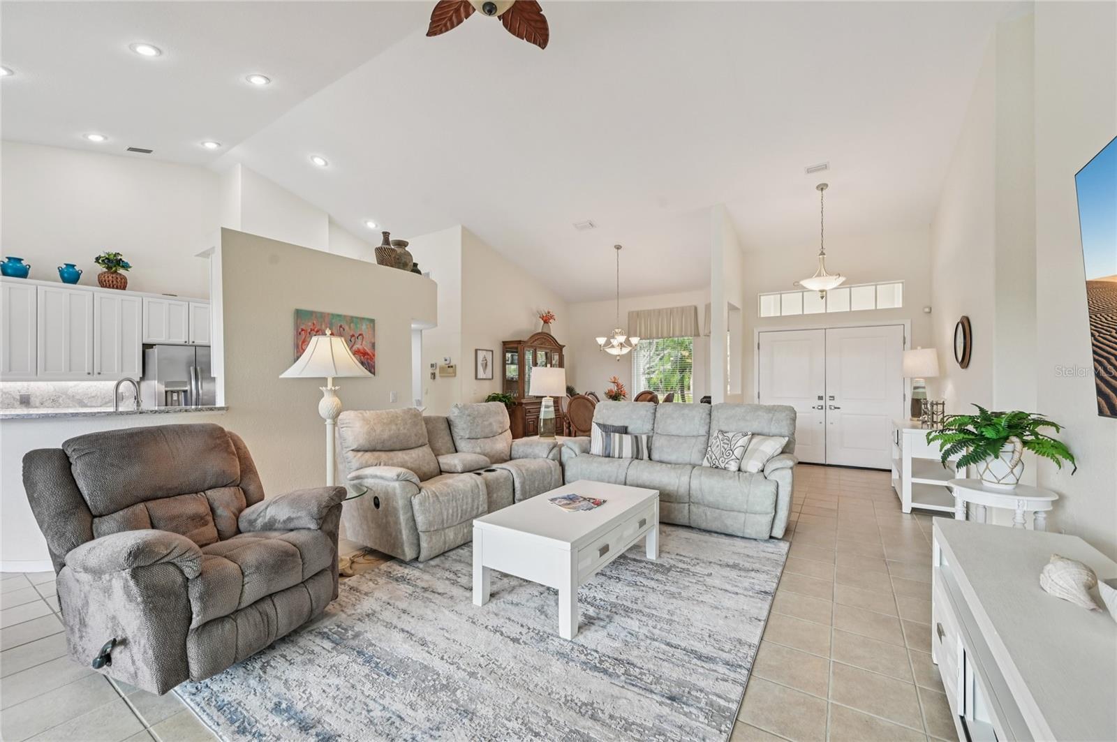 Image 9 of 58 For 105 Abercrombie Avenue