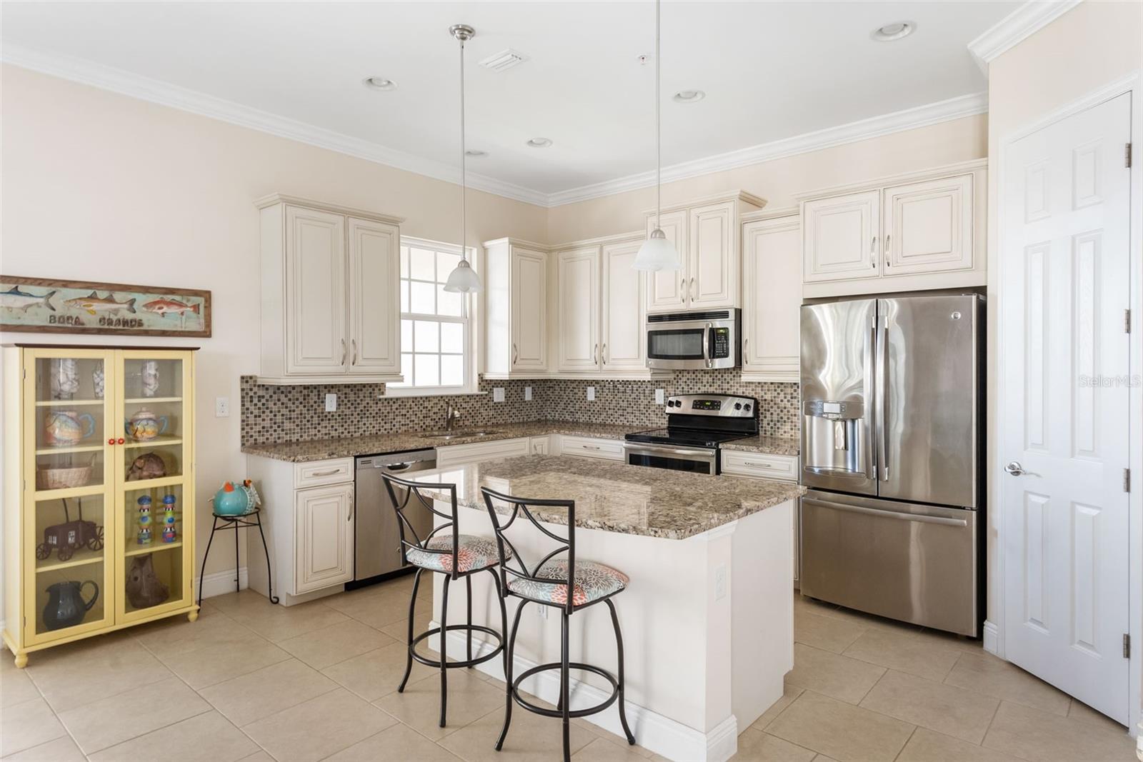 Image 11 of 76 For 10311 Lands End Circle 16