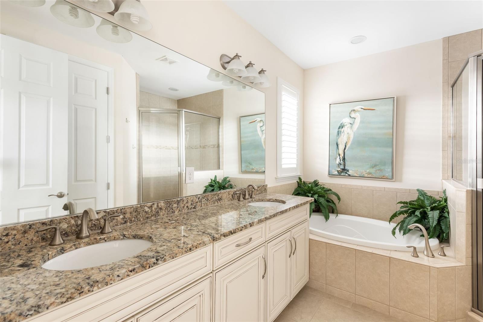 Image 26 of 76 For 10311 Lands End Circle 16