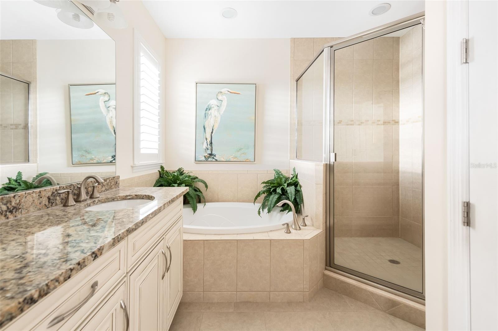 Image 27 of 76 For 10311 Lands End Circle 16