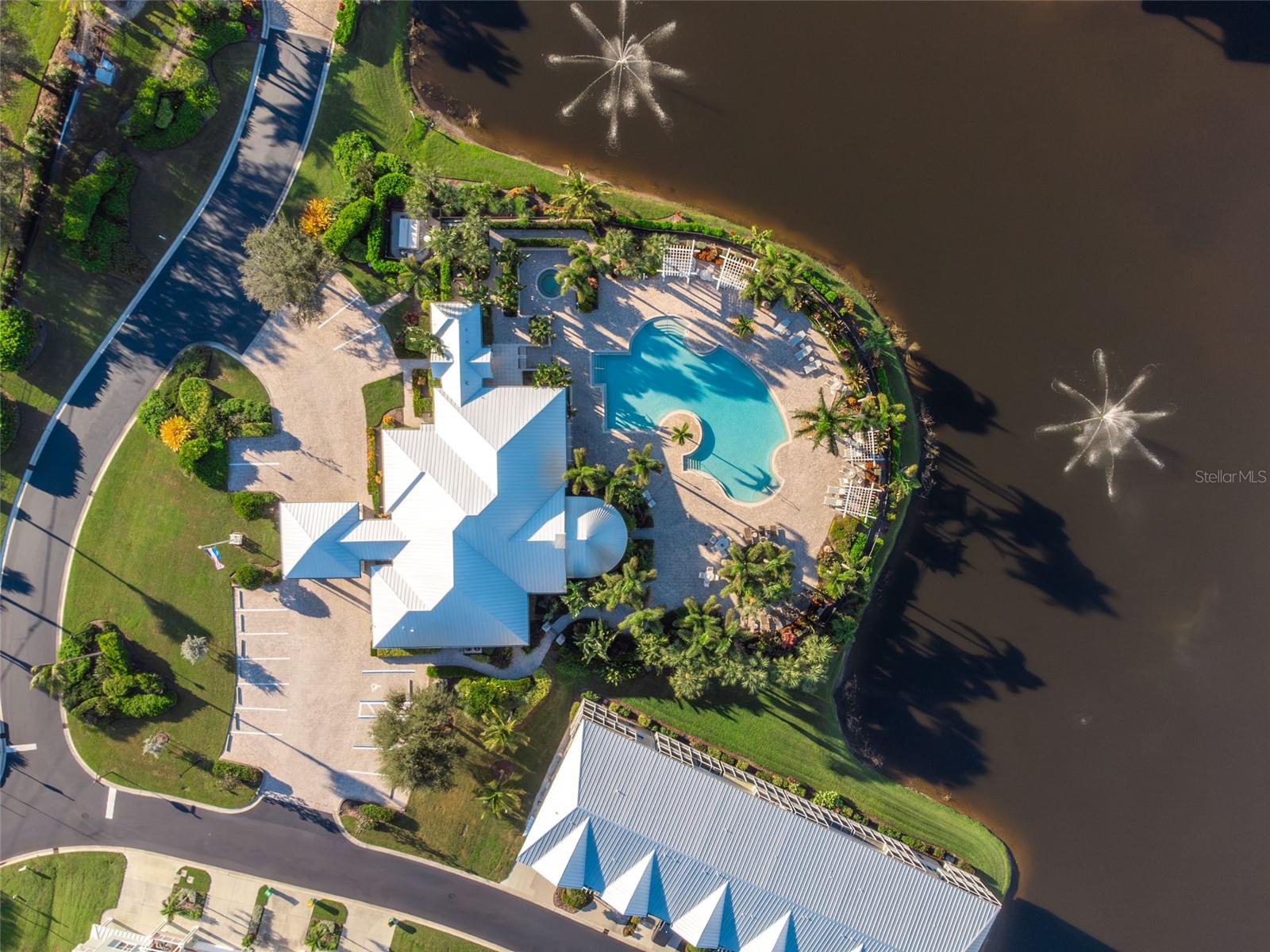 Image 48 of 76 For 10311 Lands End Circle 16