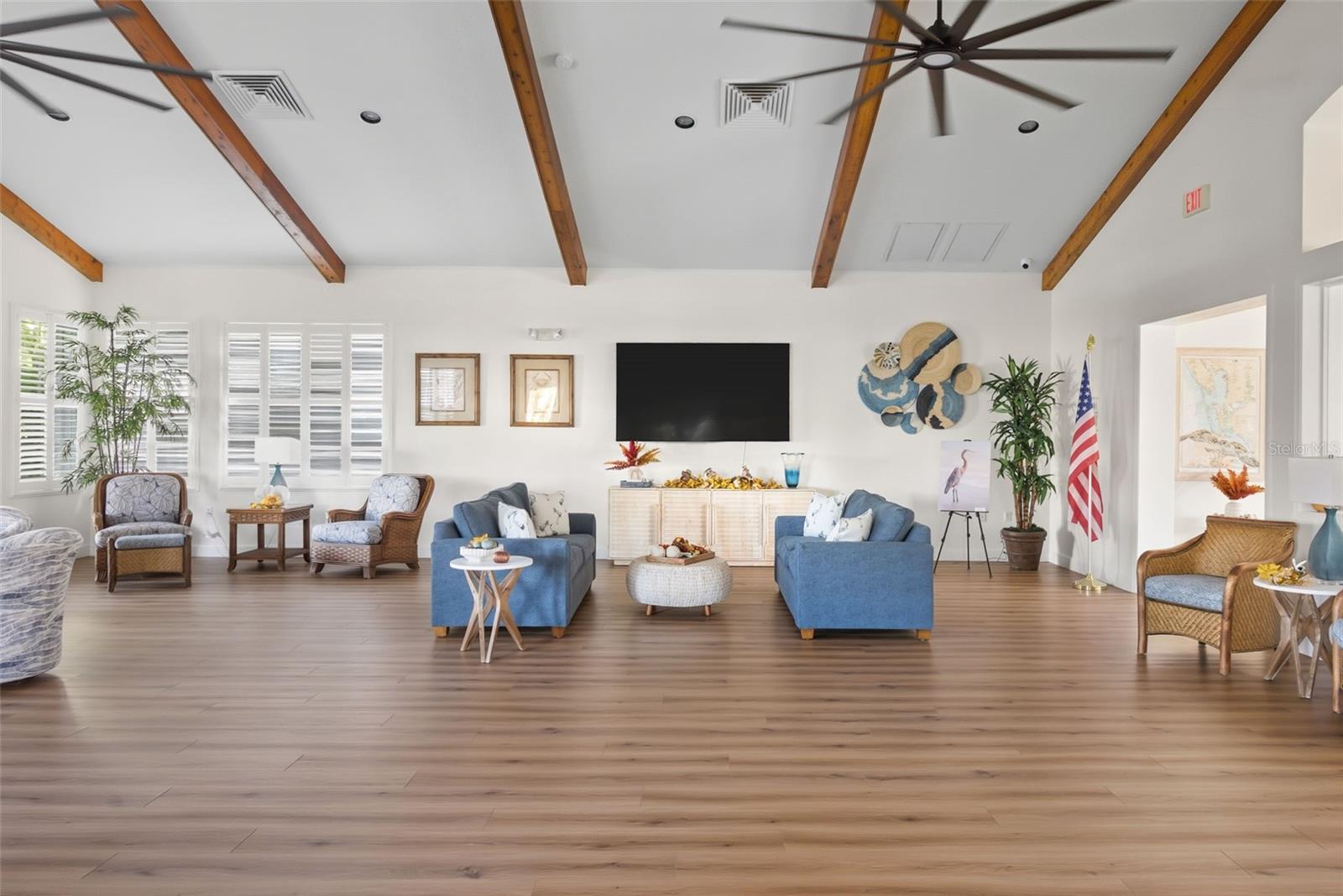 Image 54 of 76 For 10311 Lands End Circle 16