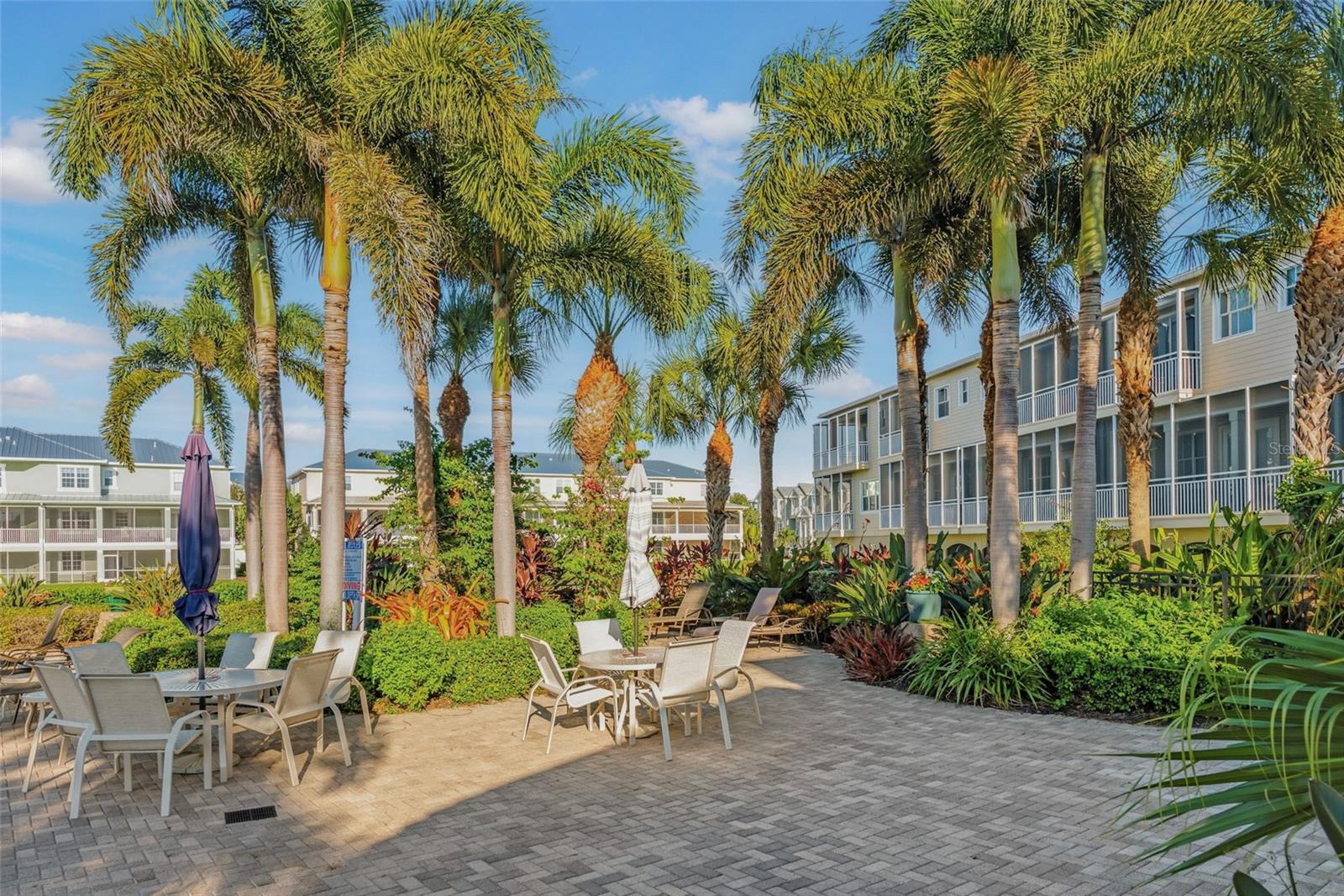 Image 57 of 76 For 10311 Lands End Circle 16