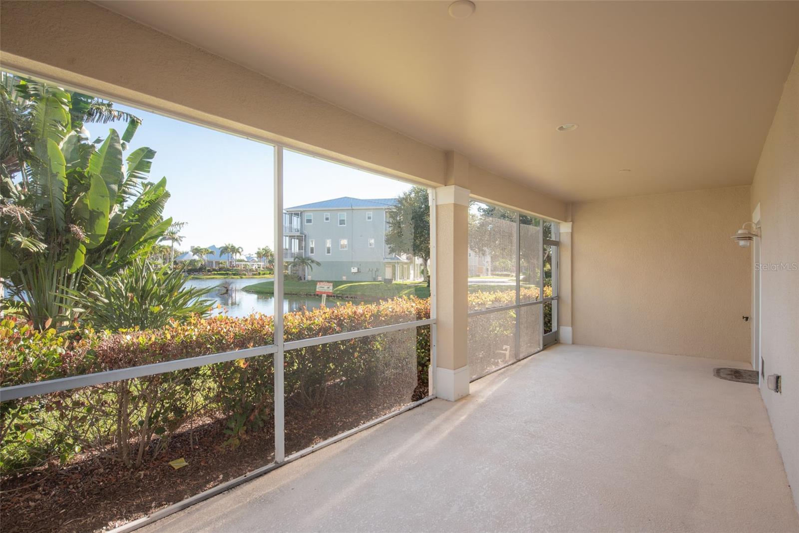 Image 6 of 76 For 10311 Lands End Circle 16