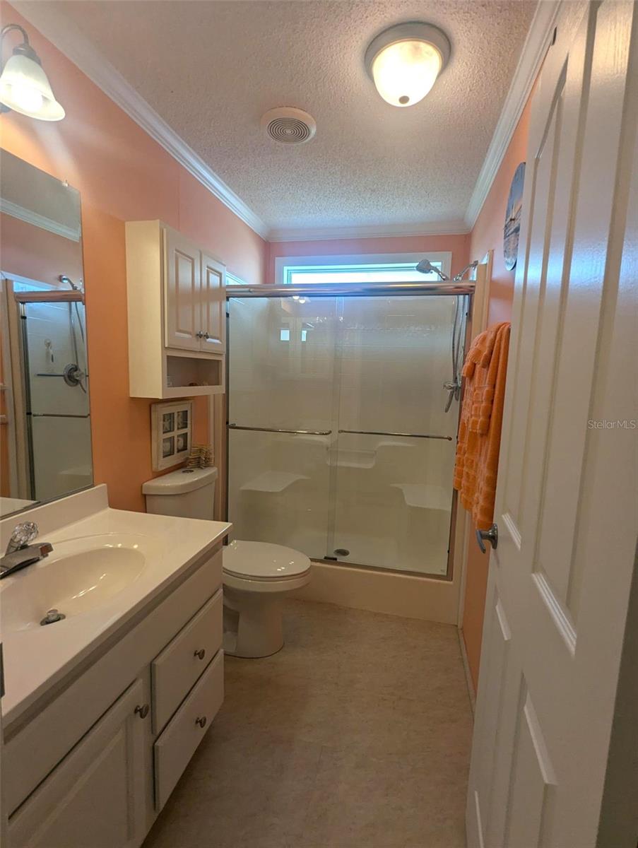 Image 16 of 62 For 2100 Kings Highway 674