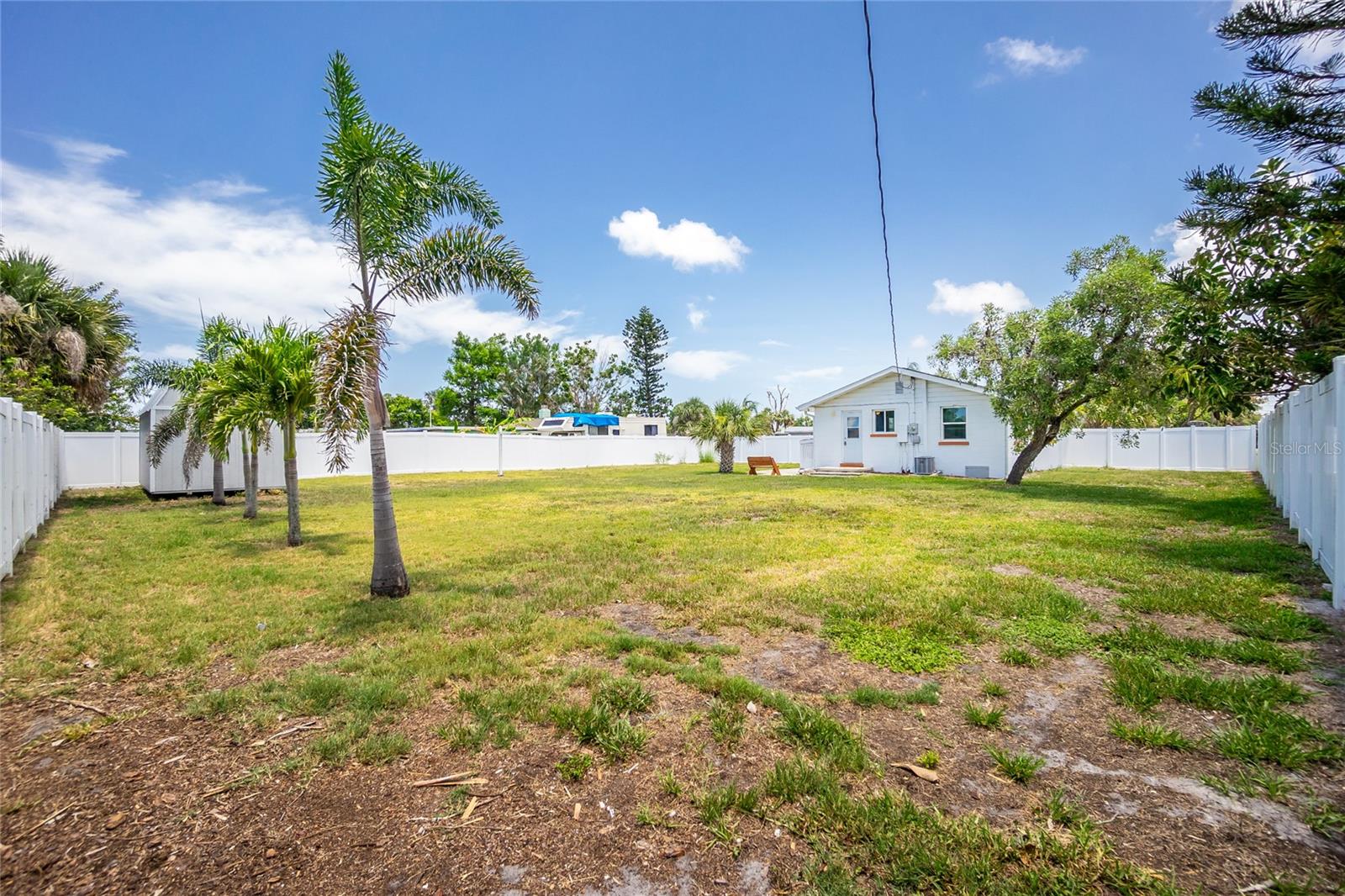 Image 20 of 30 For 859 2nd Street