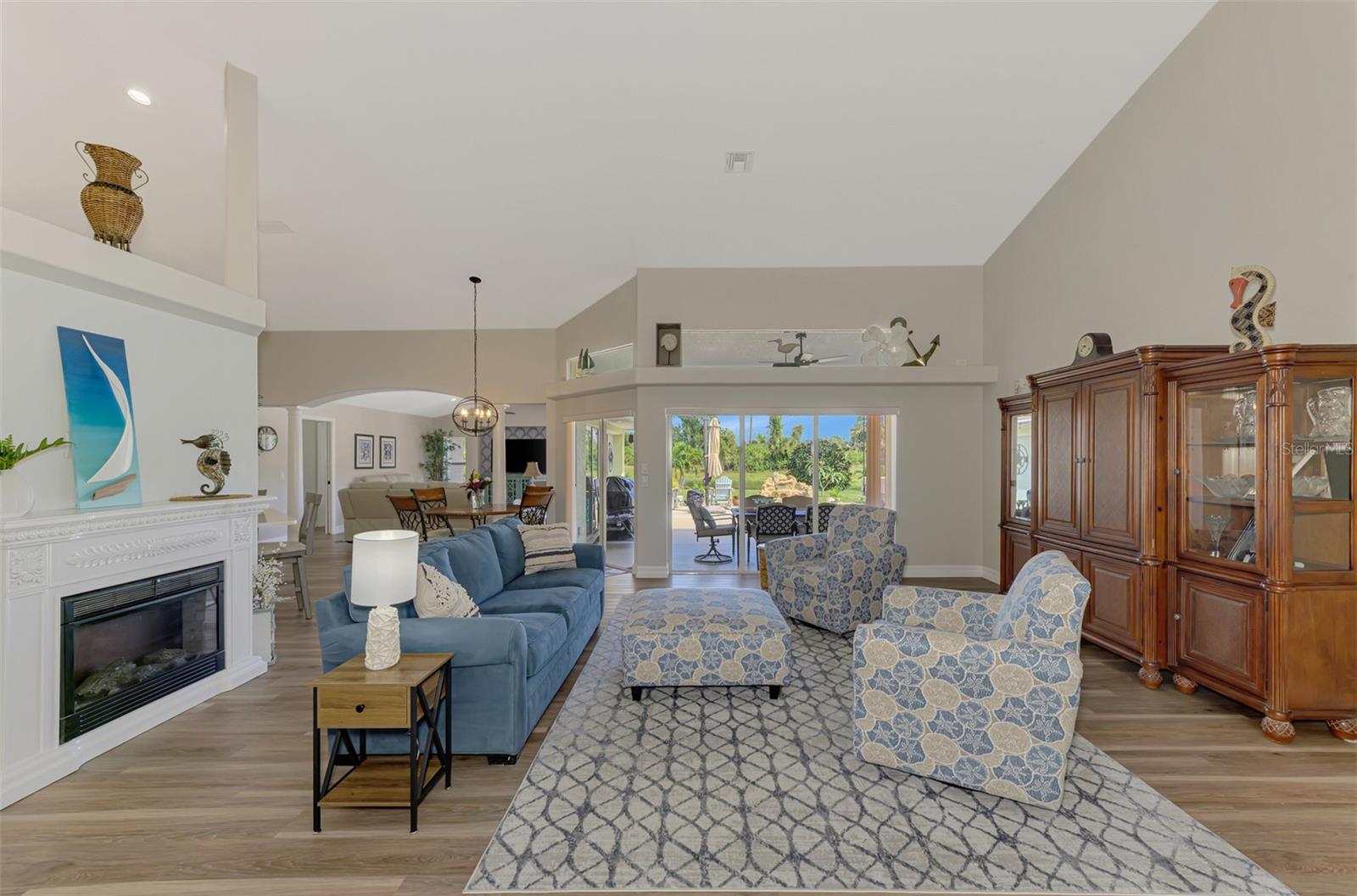 Image 16 of 78 For 795 Boundary Boulevard