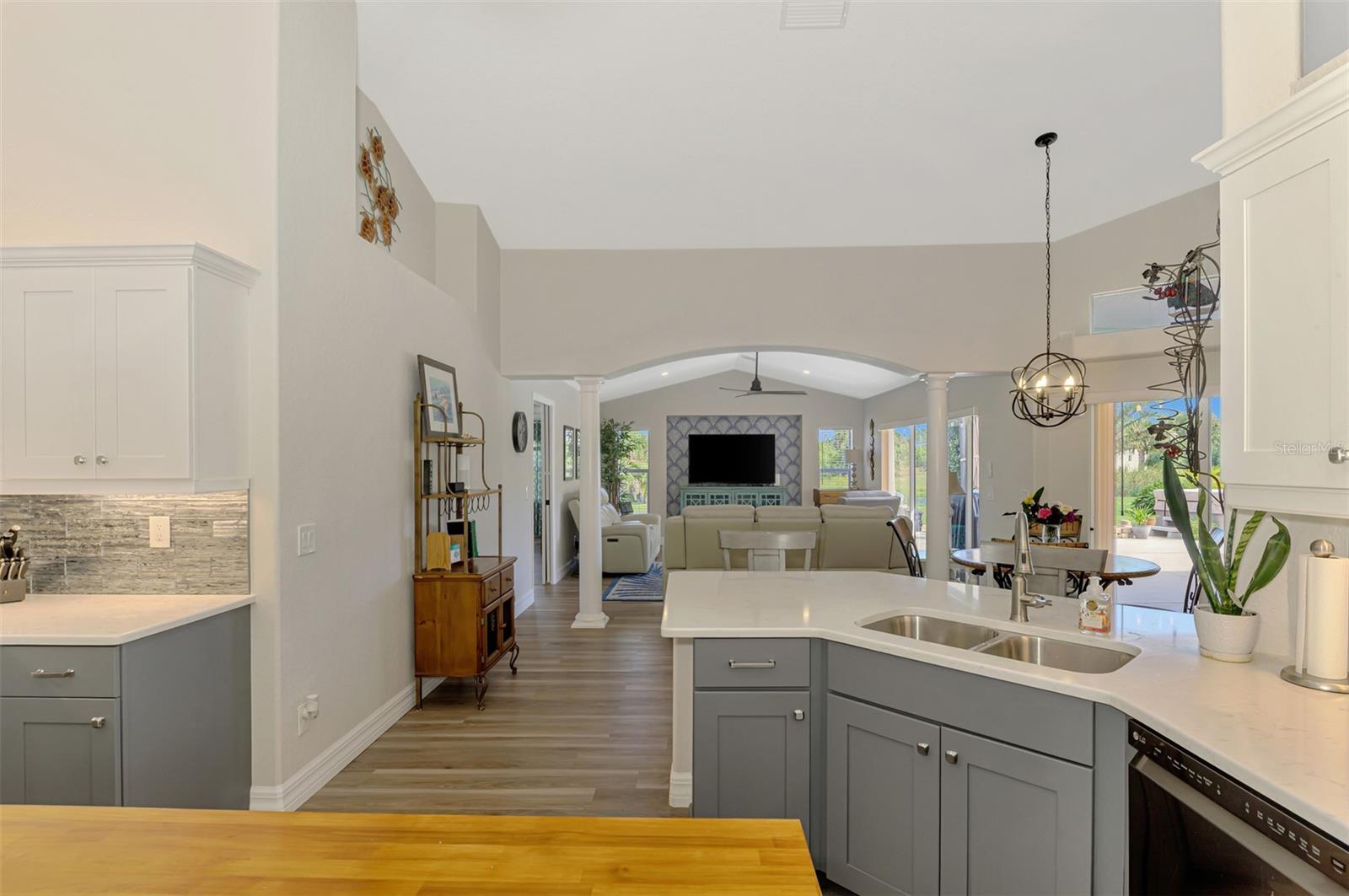 Image 20 of 78 For 795 Boundary Boulevard