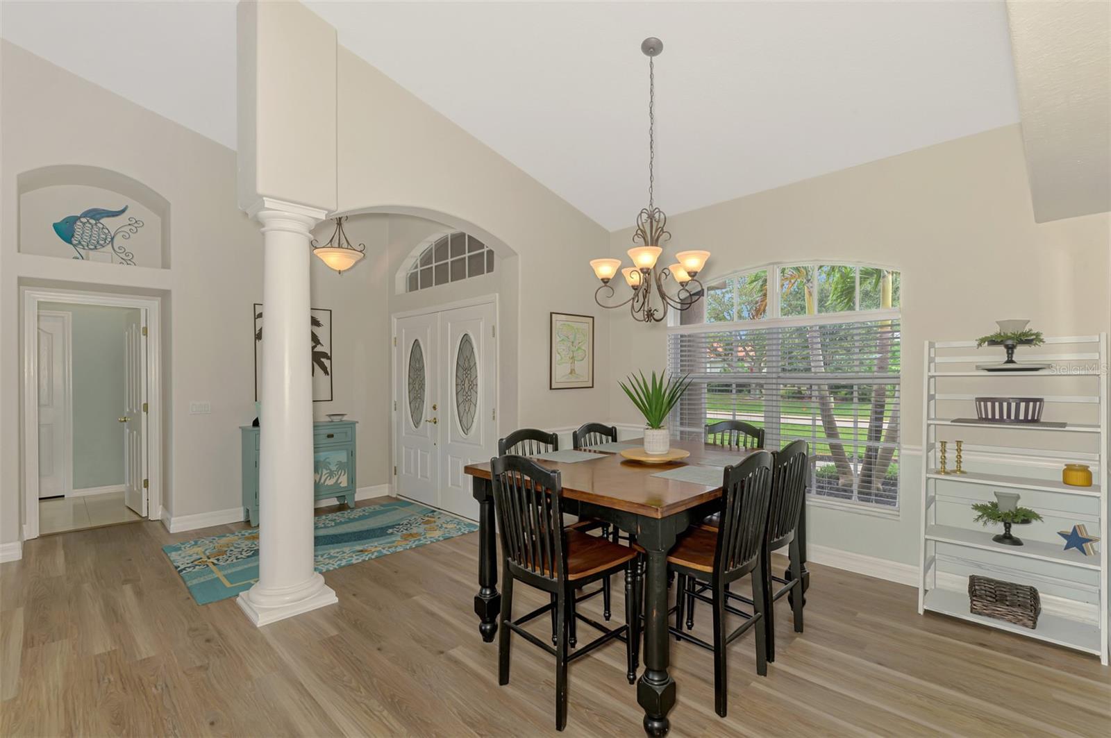 Image 32 of 78 For 795 Boundary Boulevard