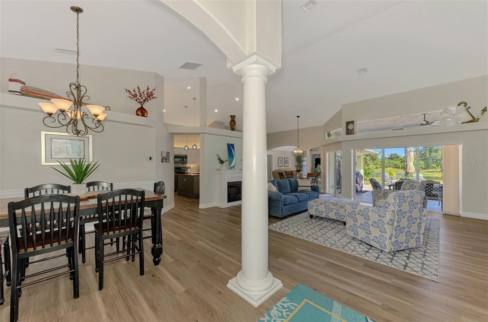 Image 34 of 78 For 795 Boundary Boulevard