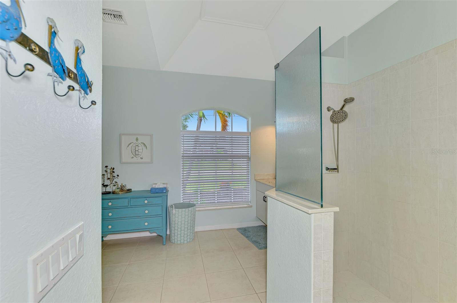 Image 55 of 78 For 795 Boundary Boulevard