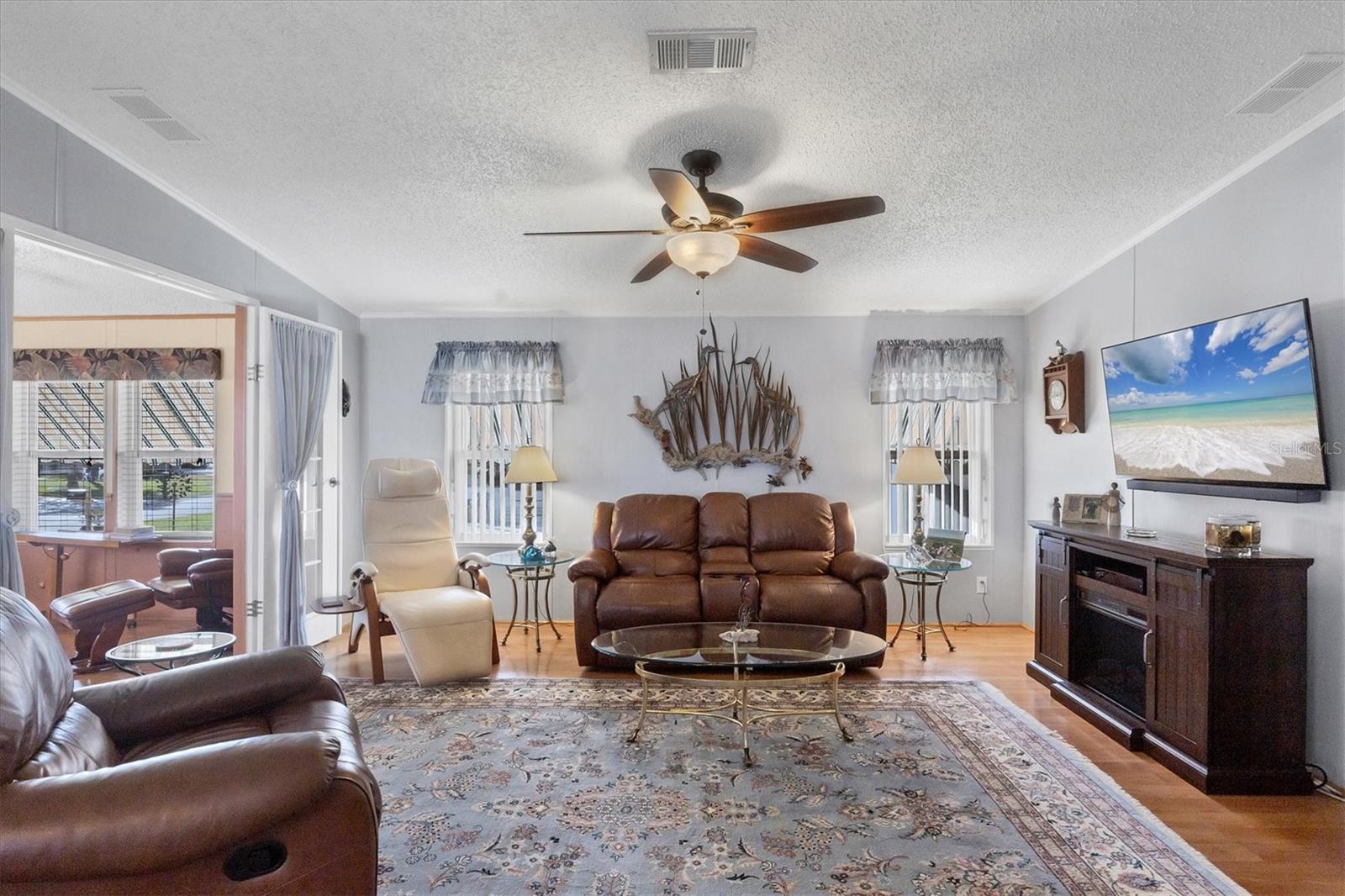 Image 10 of 38 For 8364 Kinglet Drive