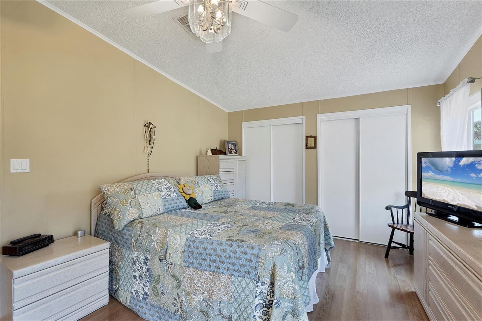 Image 16 of 38 For 8364 Kinglet Drive