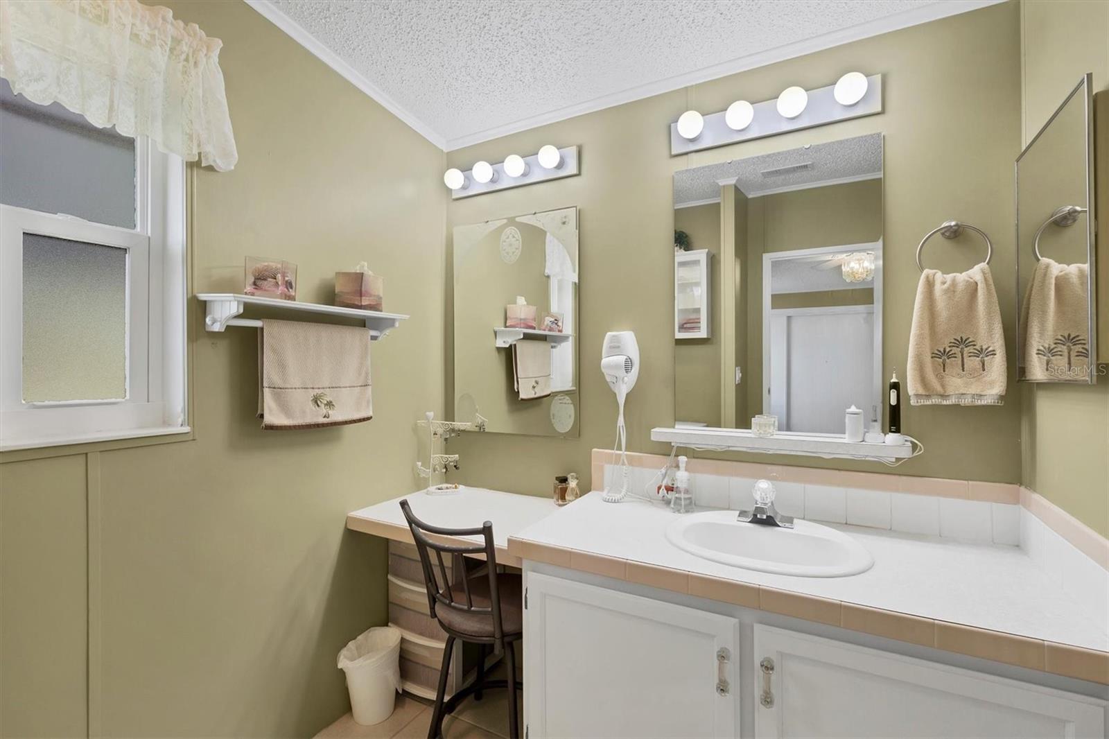 Image 19 of 38 For 8364 Kinglet Drive