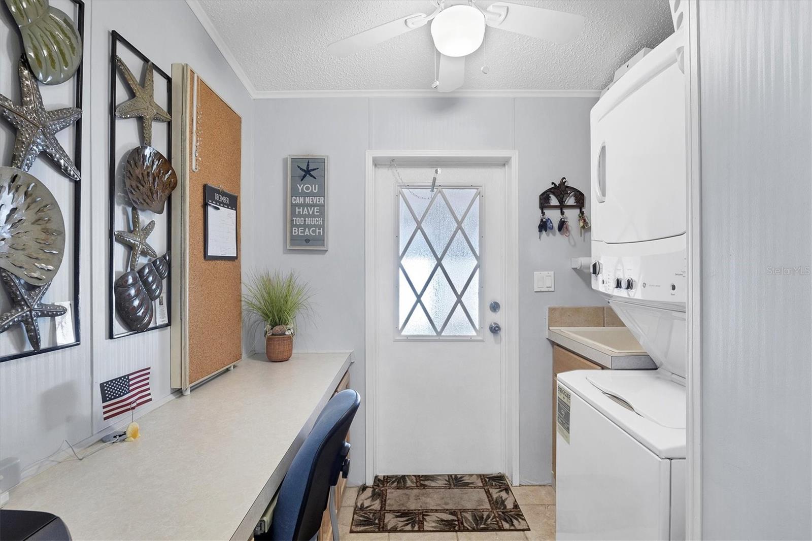 Image 22 of 38 For 8364 Kinglet Drive