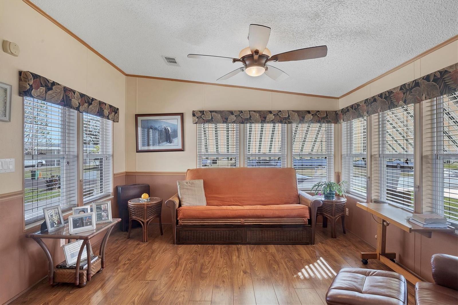 Image 6 of 38 For 8364 Kinglet Drive