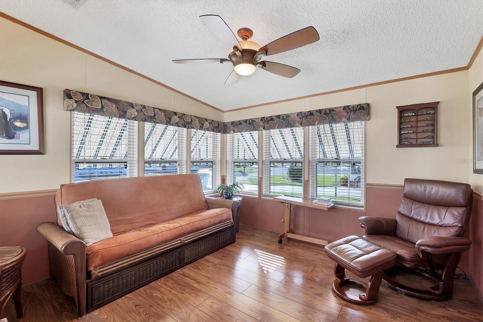 Image 7 of 38 For 8364 Kinglet Drive