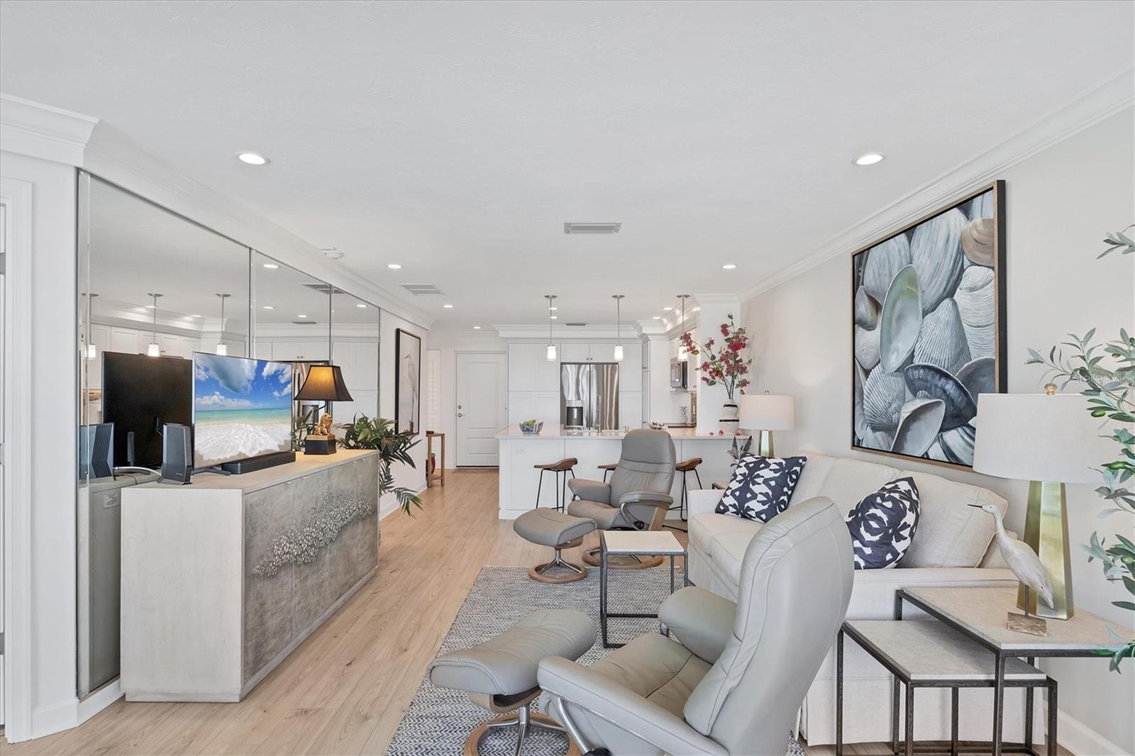 Image 10 of 31 For 5000 Gasparilla Road 304