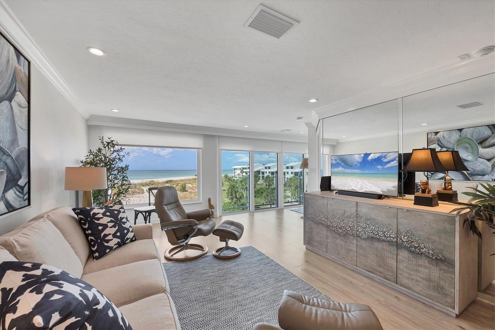 Image 9 of 31 For 5000 Gasparilla Road 304