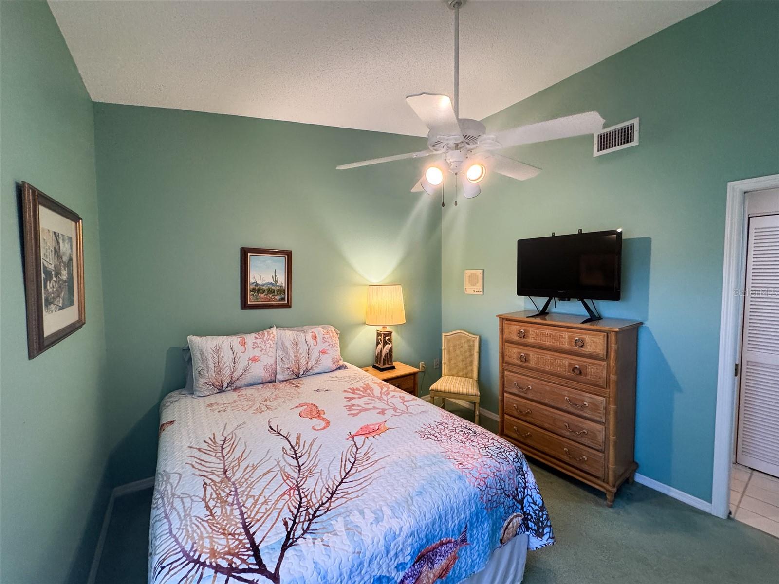 Image 19 of 28 For 177 Boundary Boulevard 5c