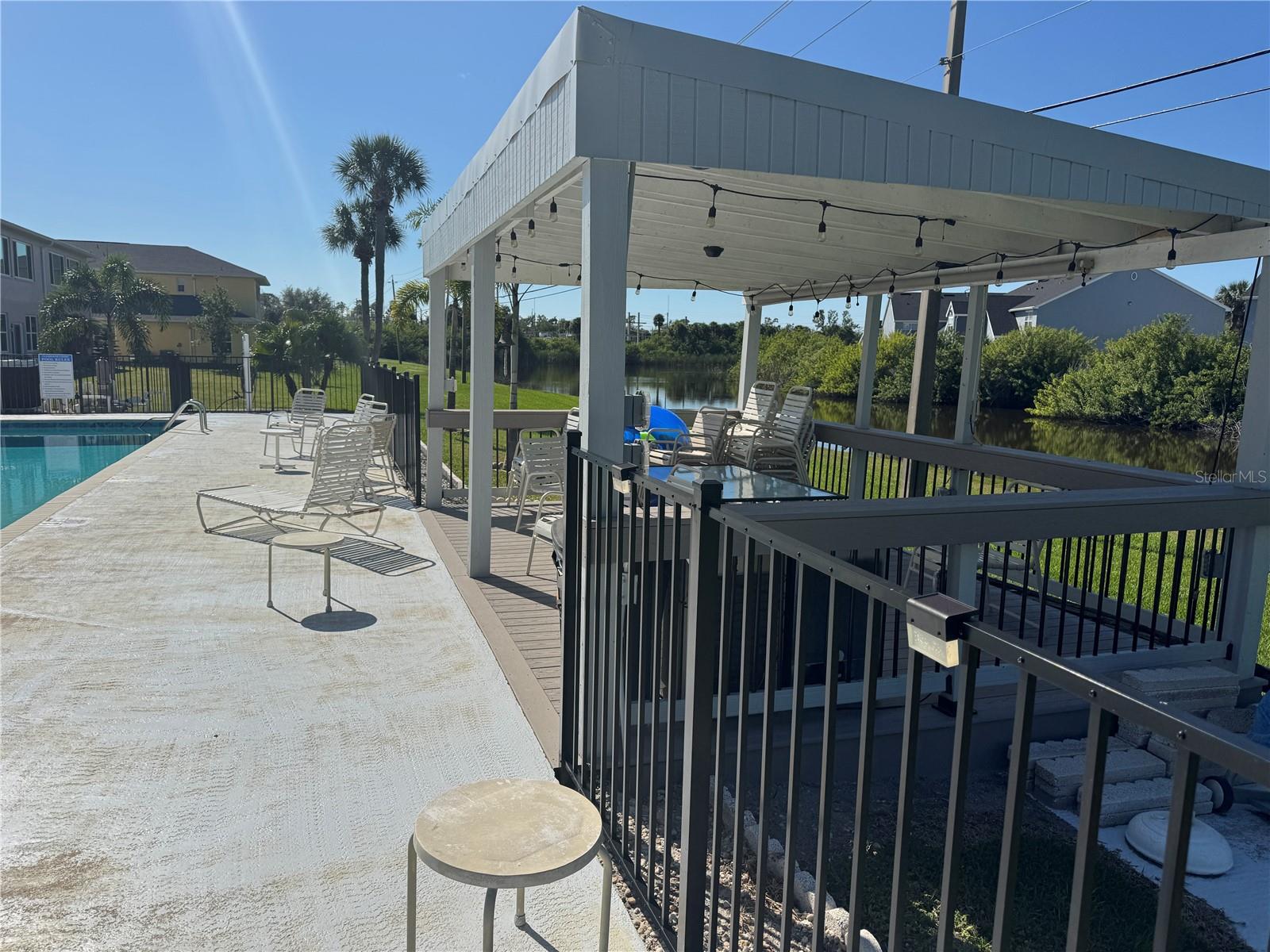 Image 22 of 28 For 177 Boundary Boulevard 5c