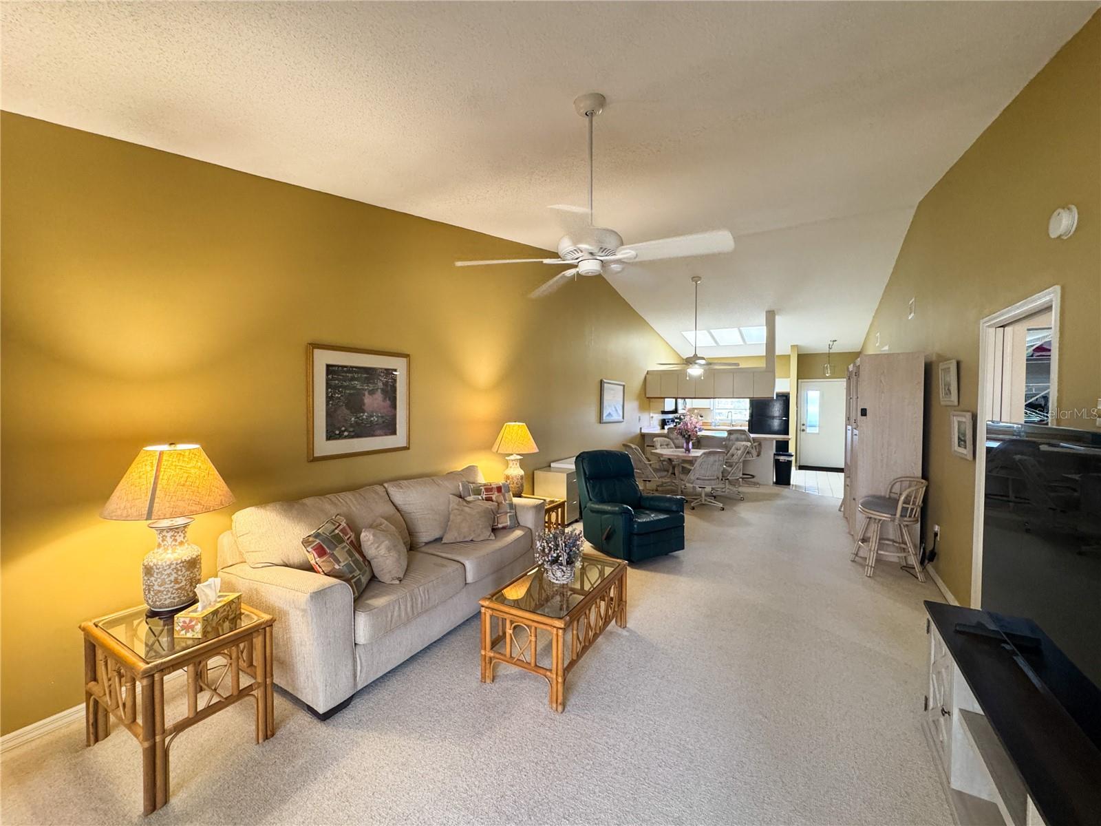 Image 7 of 28 For 177 Boundary Boulevard 5c