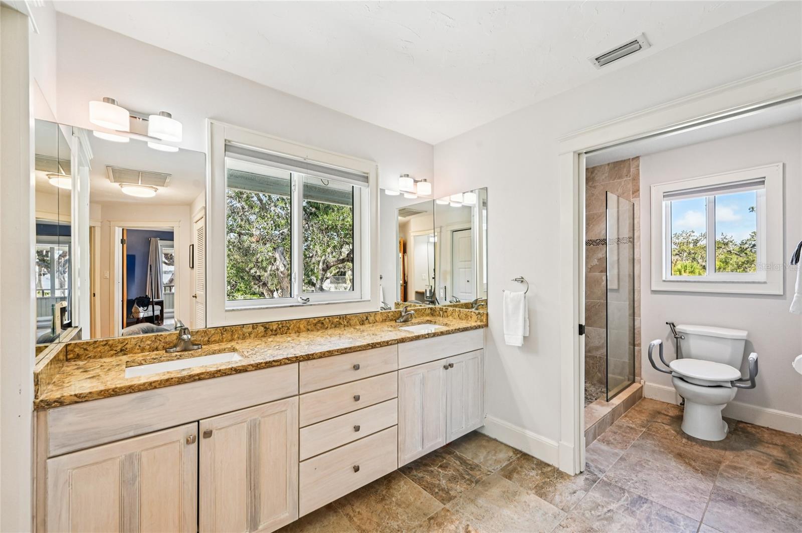 Image 31 of 70 For 6091 Manasota Key Road