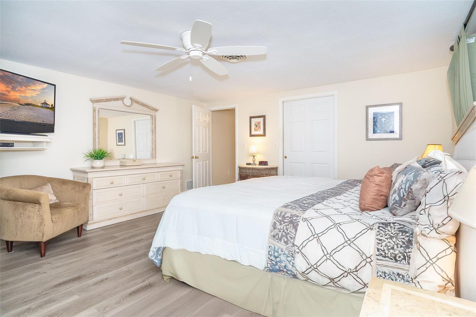 Image 35 of 58 For 891 Harmony Lane