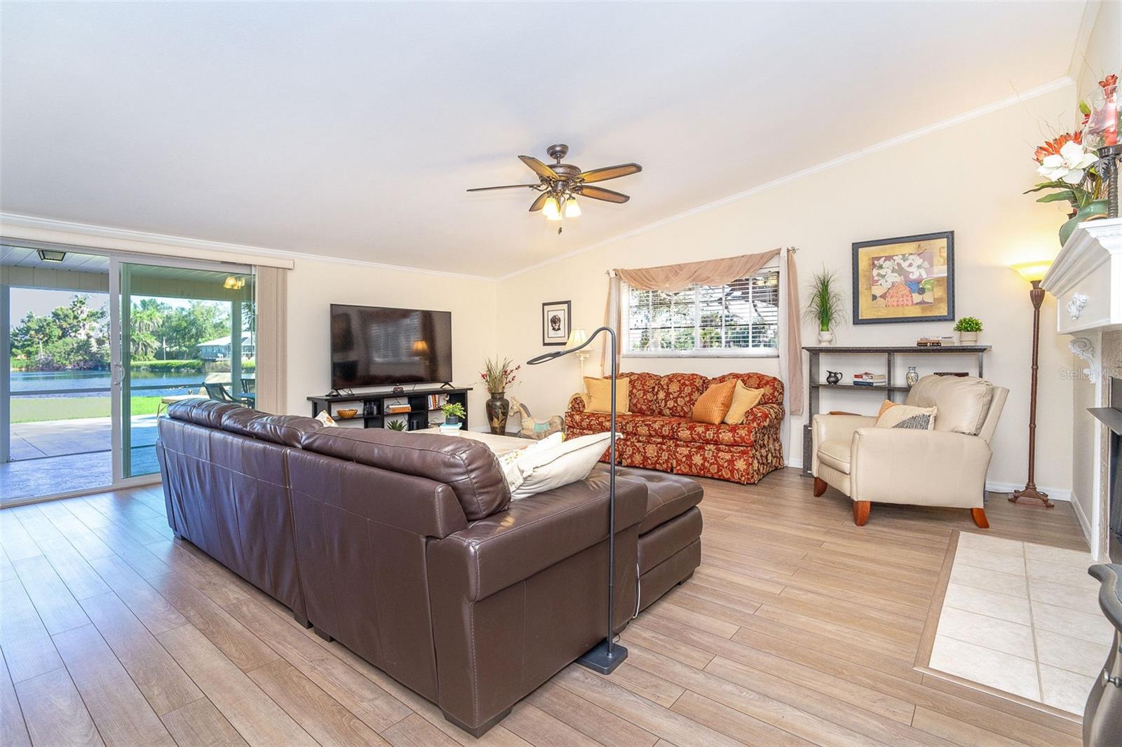 Image 9 of 58 For 891 Harmony Lane