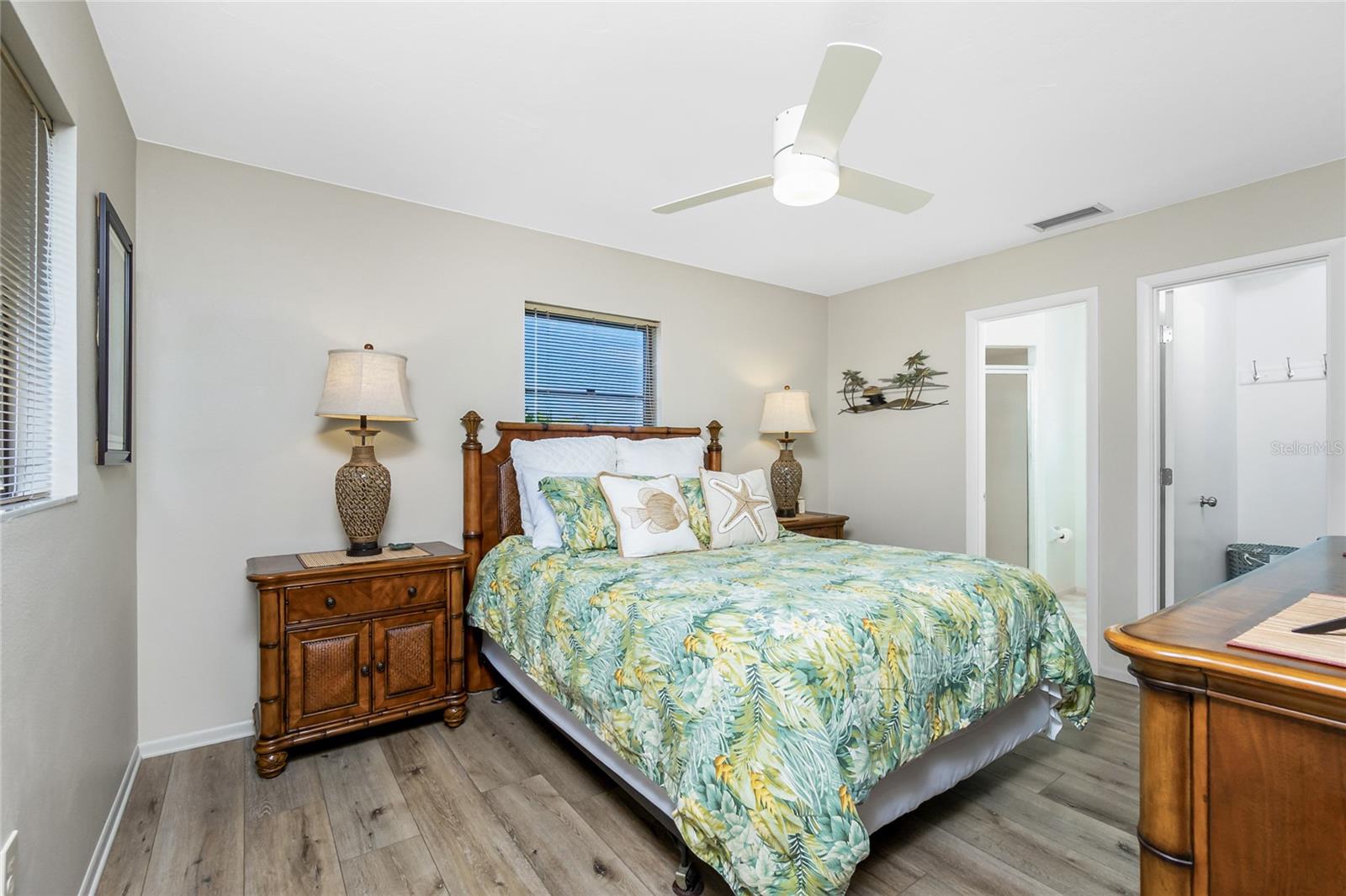 Image 13 of 37 For 8159 Archie Street