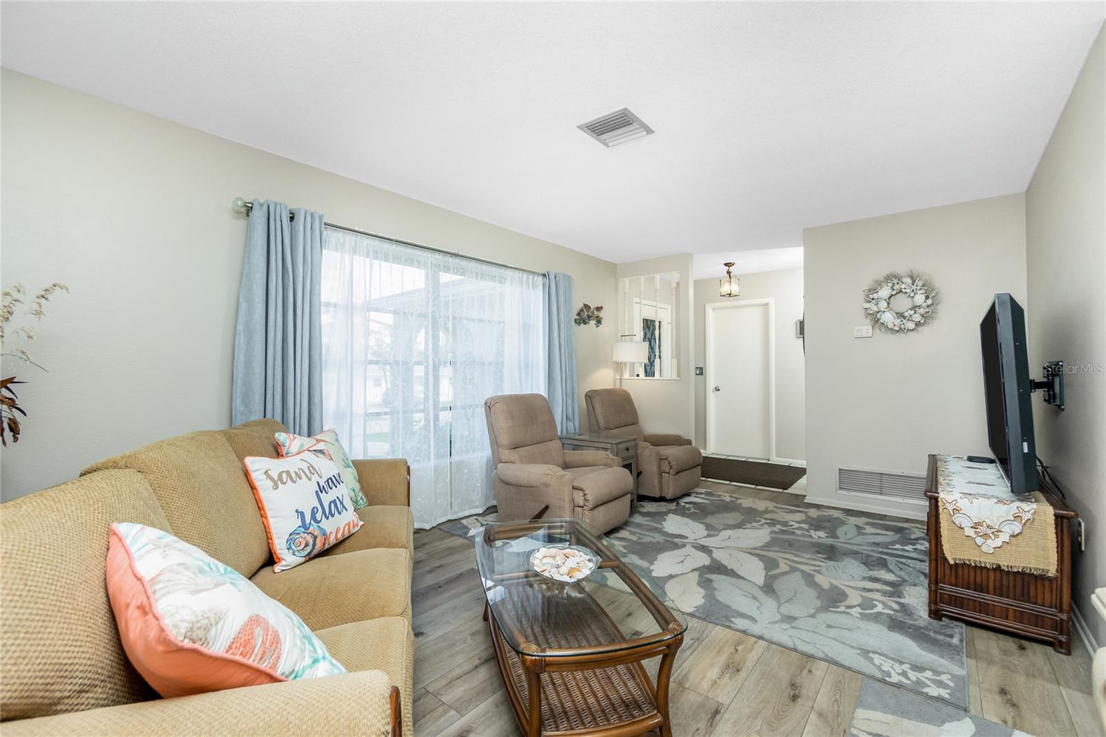 Image 5 of 37 For 8159 Archie Street