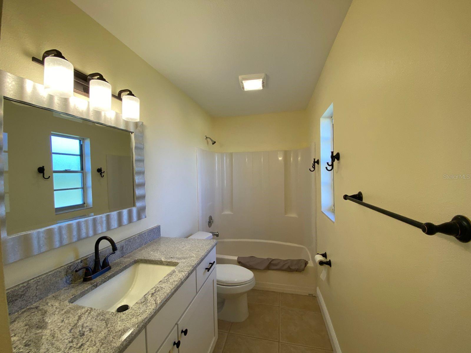 Image 6 of 9 For 6368 Sunnybrook Boulevard B