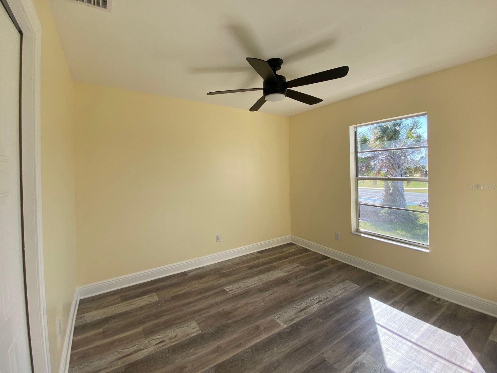 Image 8 of 9 For 6368 Sunnybrook Boulevard B