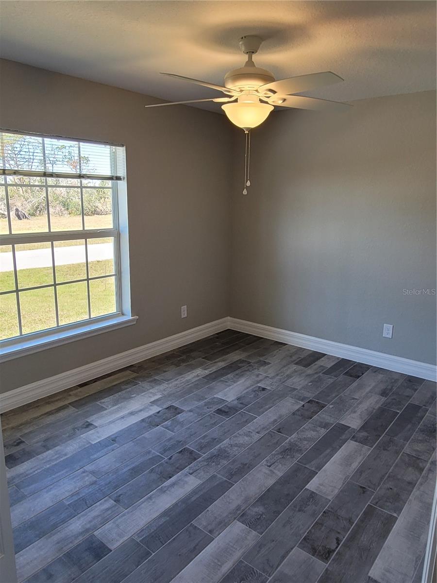 Image 13 of 21 For 26 Mate Circle