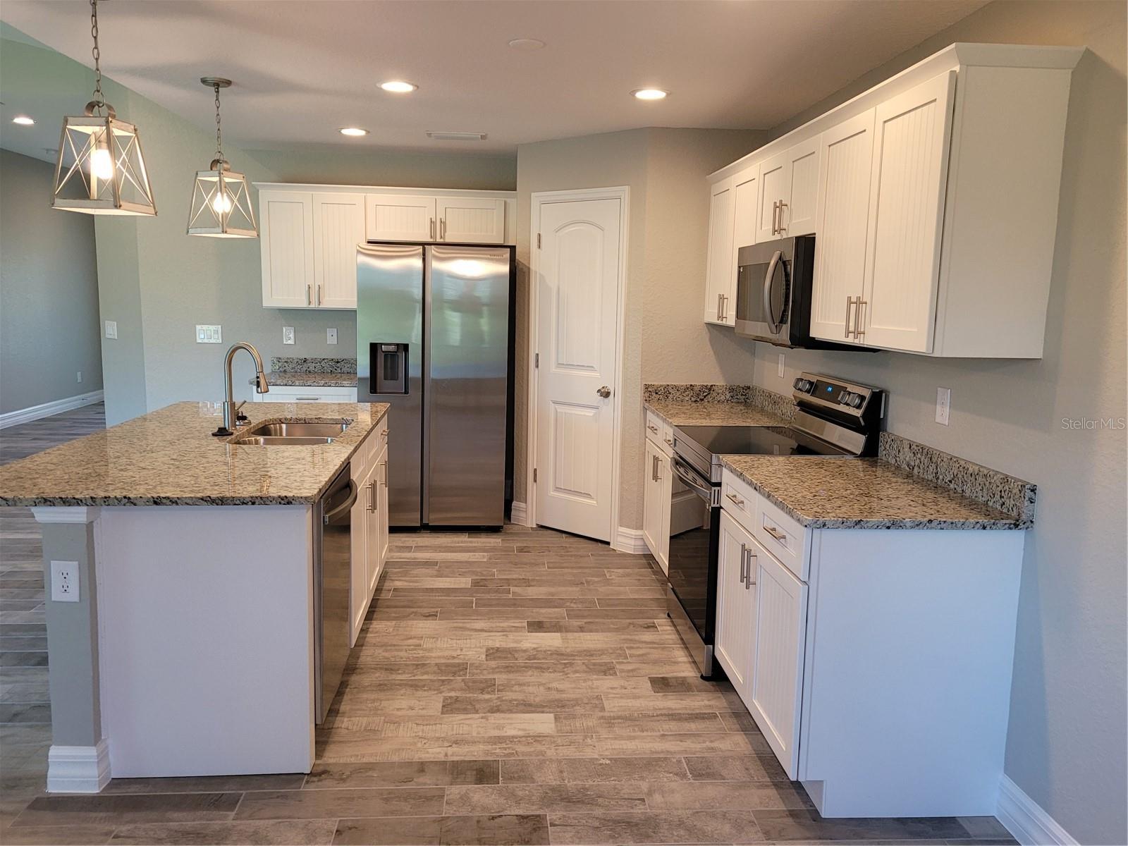 Image 7 of 21 For 26 Mate Circle