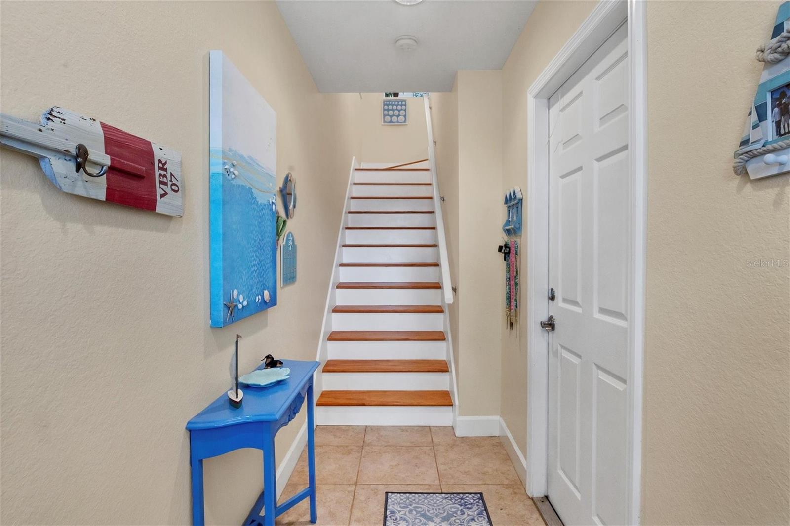 Image 2 of 40 For 10390 Longshore Road 82