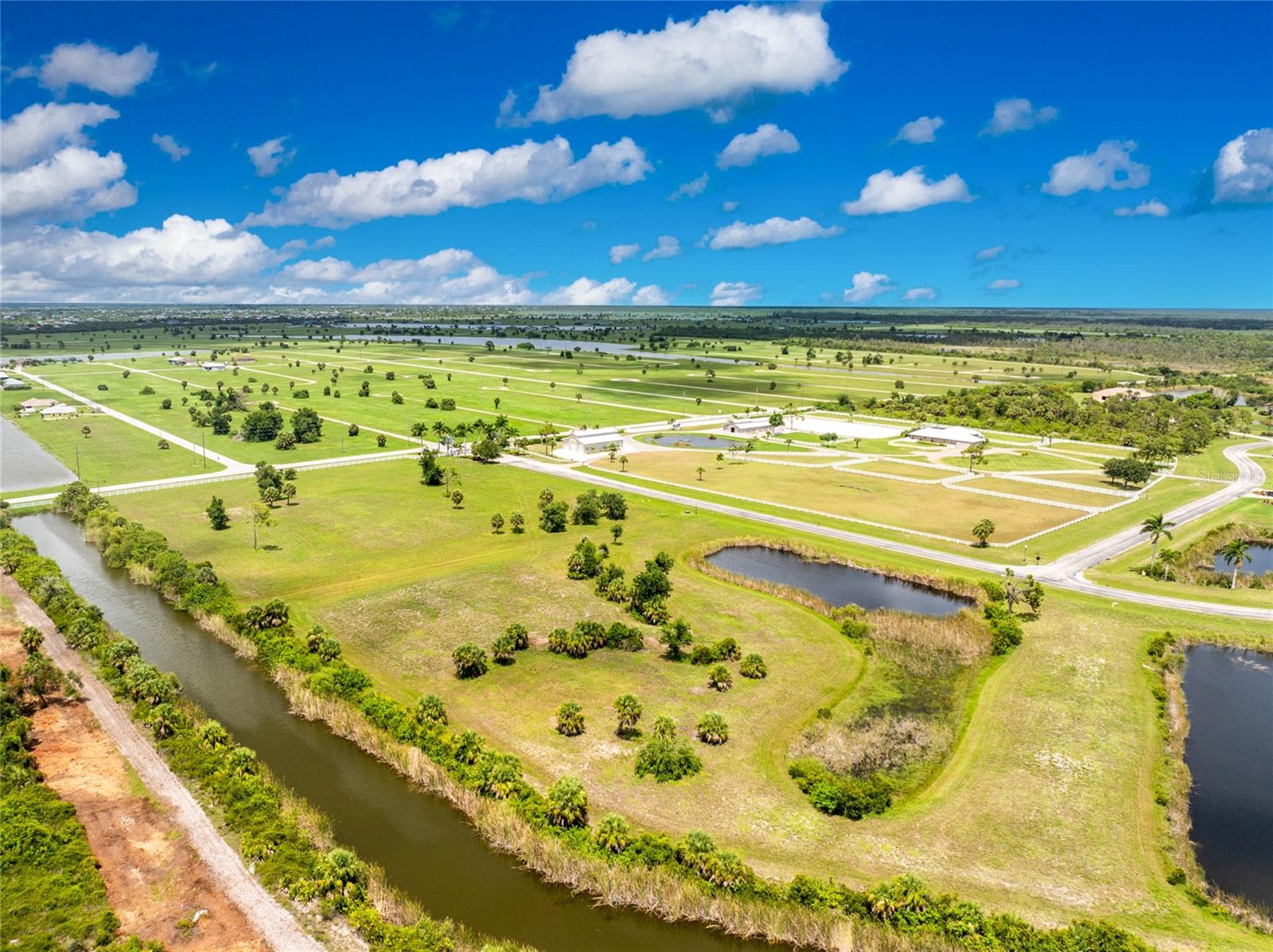 Image 23 of 48 For 11481 Equestrian Court