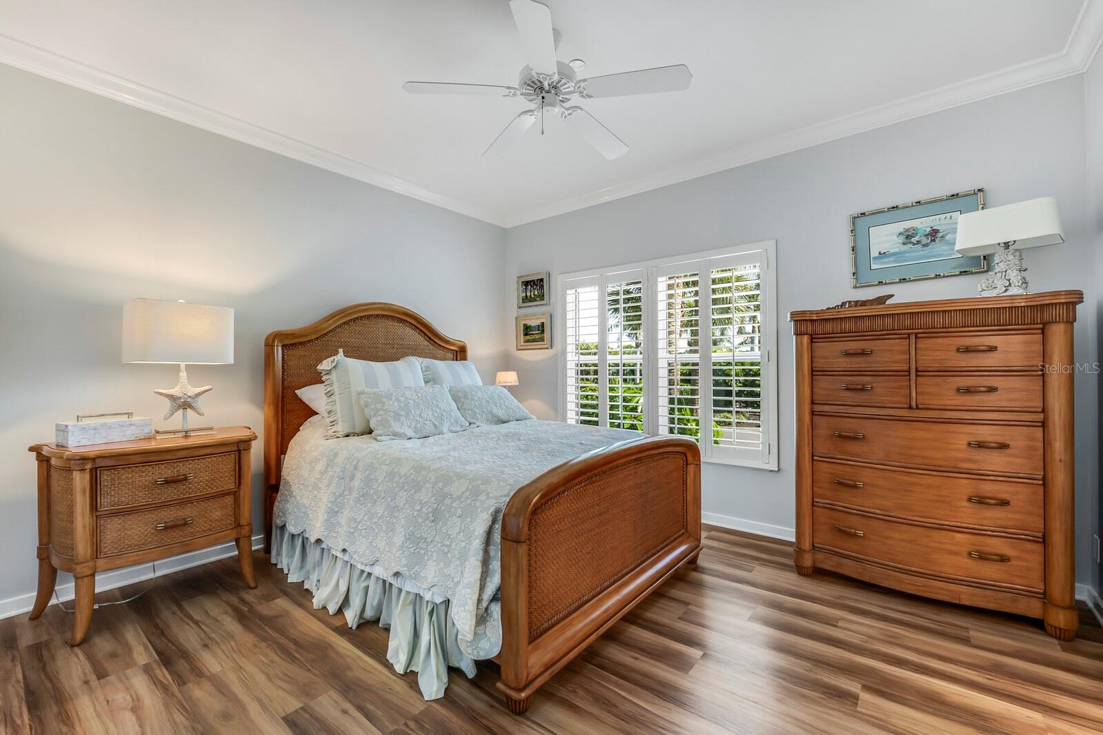 Image 18 of 37 For 820 Harbor Drive