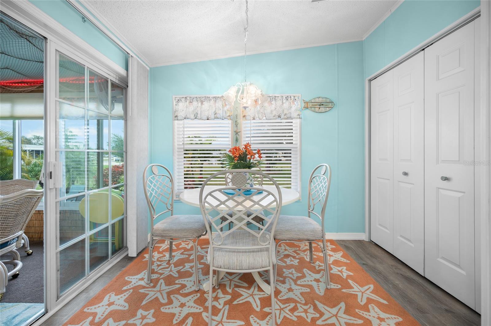 Image 22 of 52 For 6070 Shearwater Drive