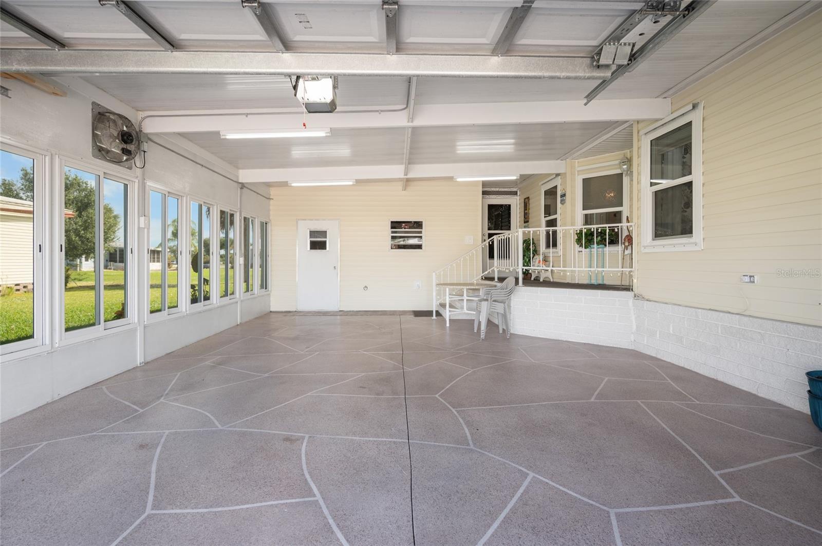 Image 29 of 52 For 6070 Shearwater Drive