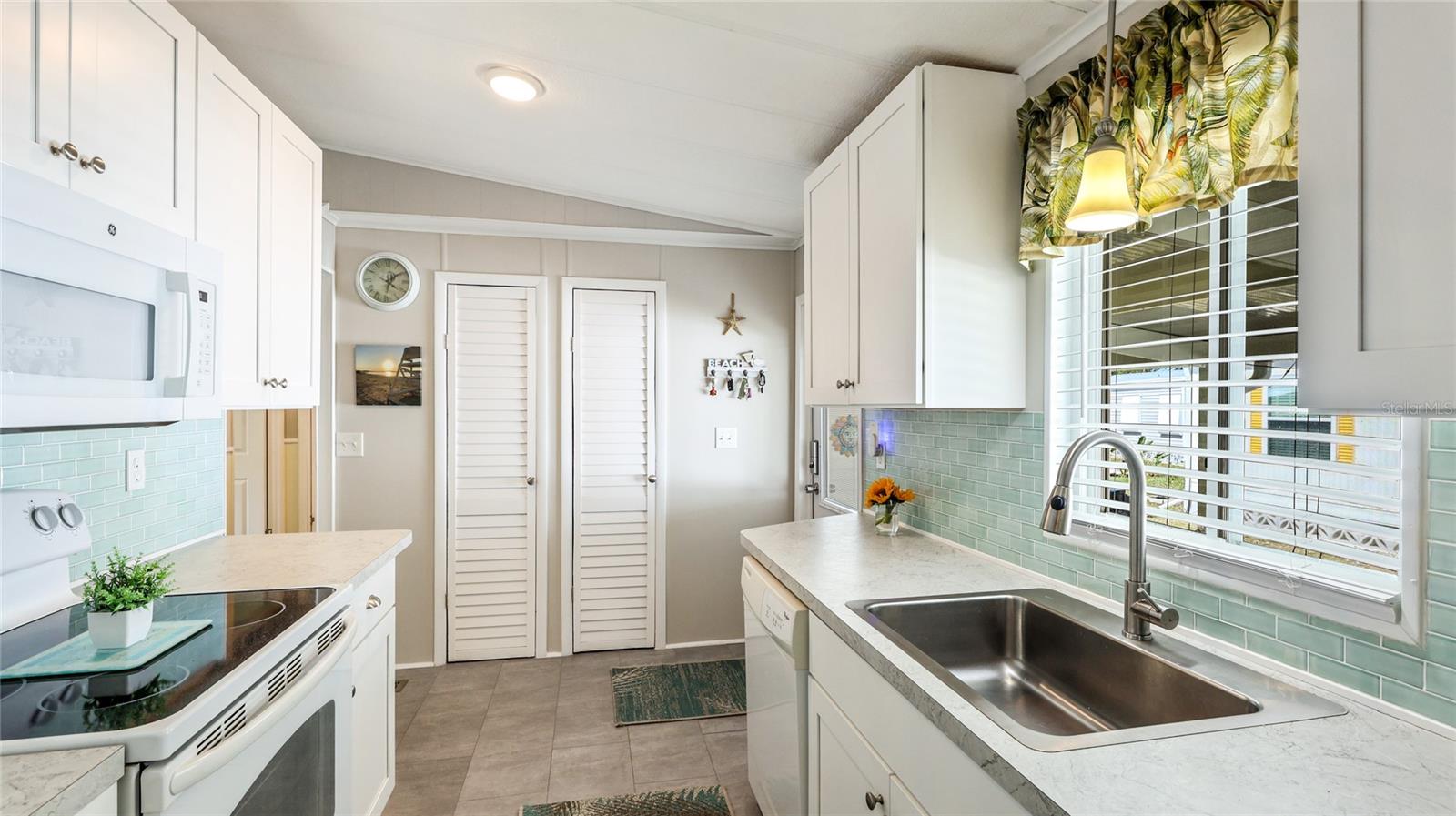 Image 10 of 48 For 60 Easter Island Circle