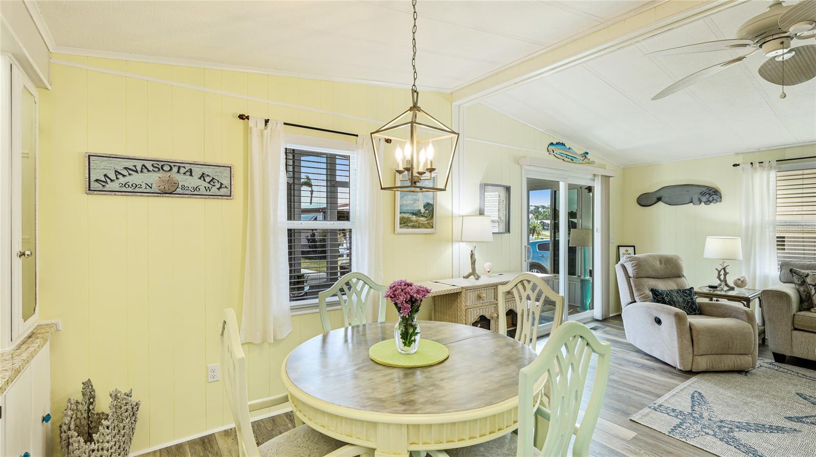 Image 11 of 48 For 60 Easter Island Circle