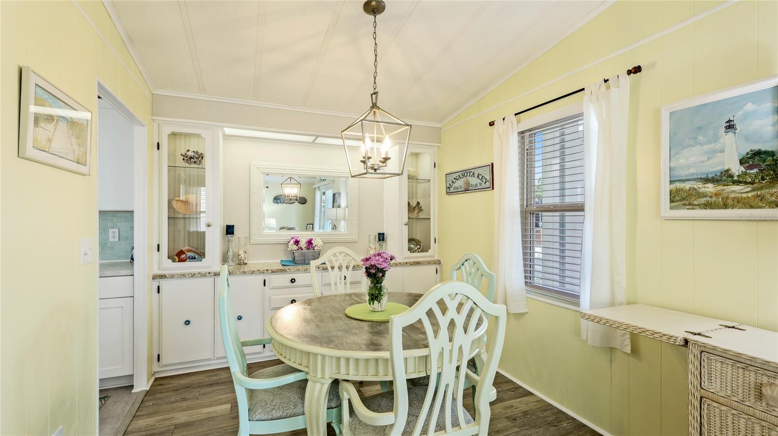 Image 12 of 48 For 60 Easter Island Circle