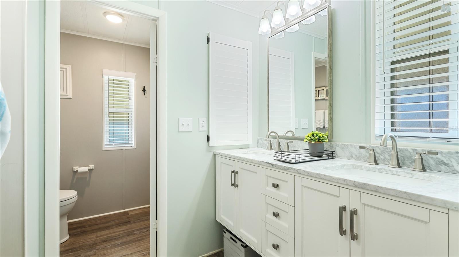 Image 22 of 48 For 60 Easter Island Circle