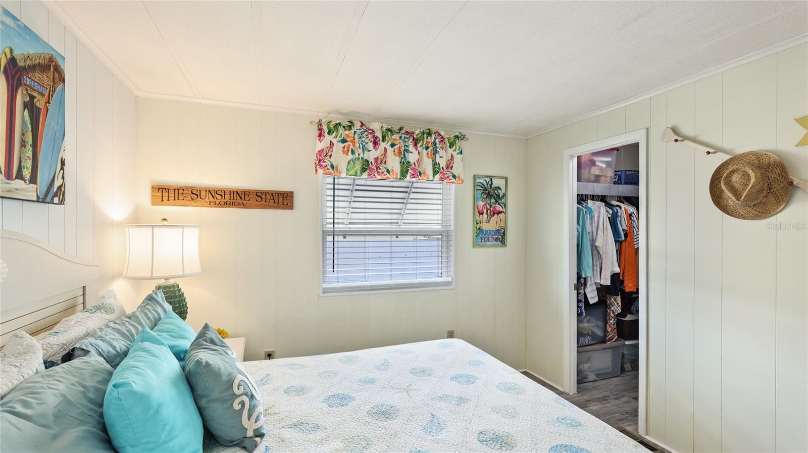 Image 26 of 48 For 60 Easter Island Circle