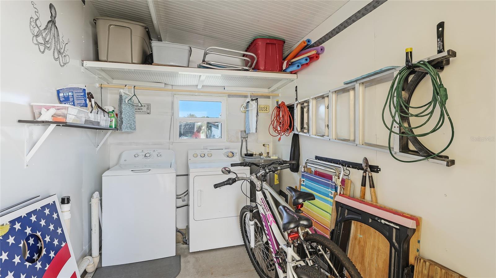 Image 30 of 48 For 60 Easter Island Circle