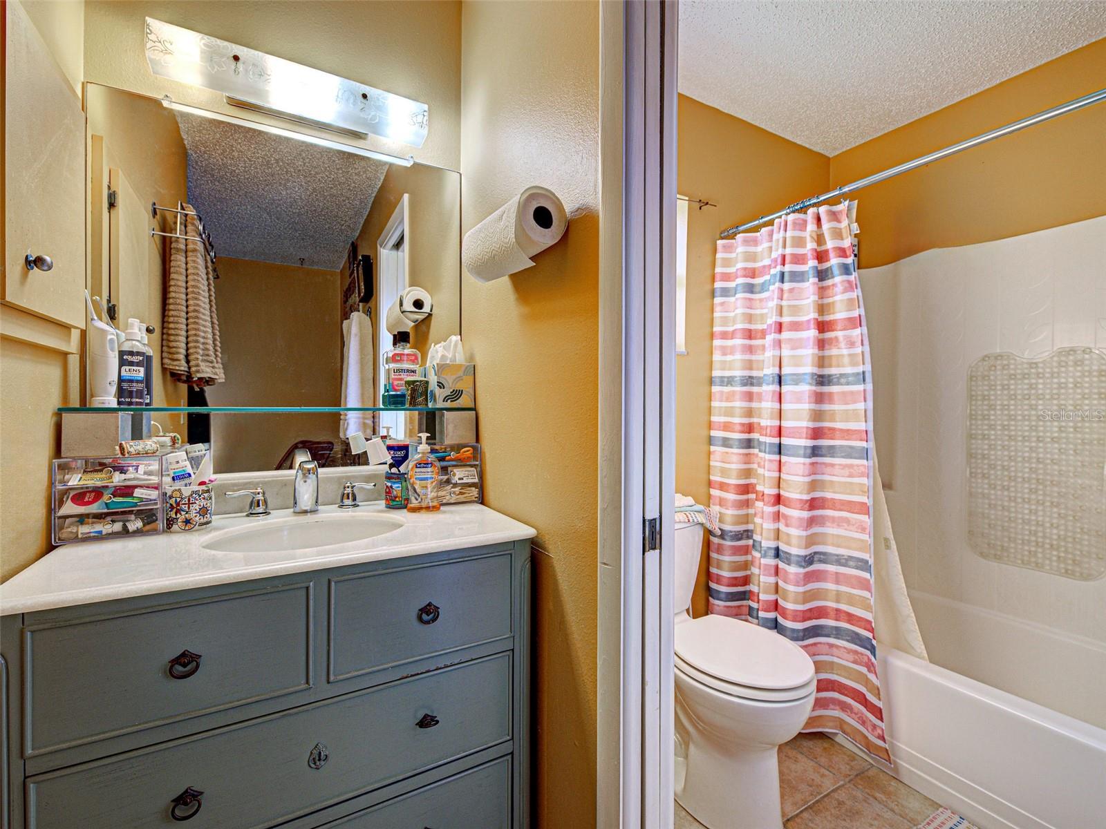 Image 17 of 47 For 1224 Lincoln Drive